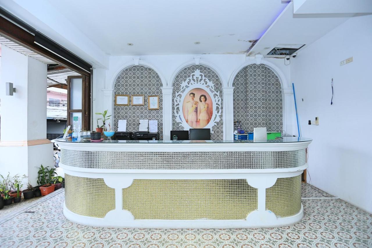 Отель Lucky Sun Patong Экстерьер фото